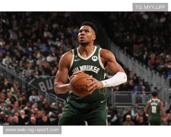 字母哥愤怒撕毁球衣雄鹿惨败引发更衣室激烈冲突